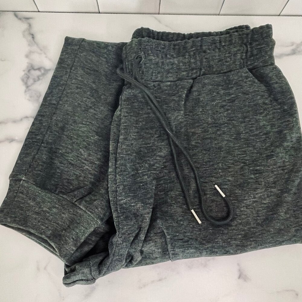 NWT New York & Company Mid Rise Brushed Hacci Jogger